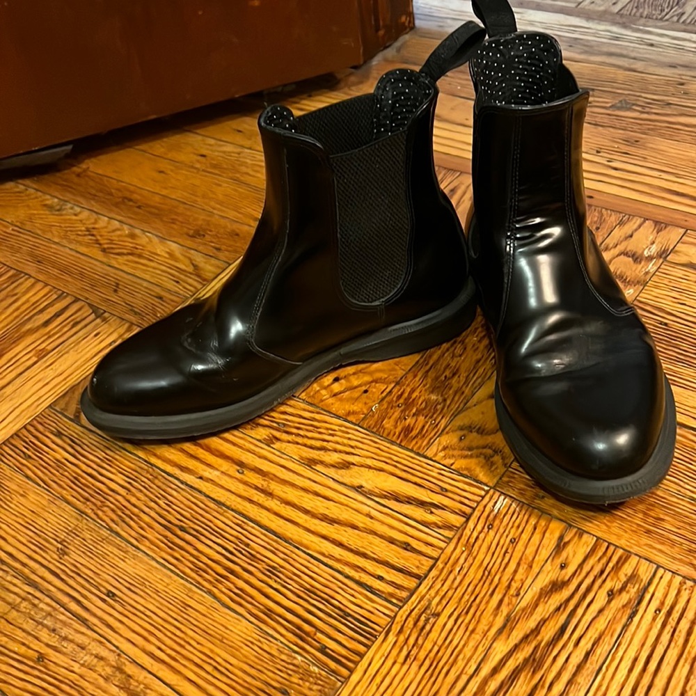 Dr Marten Chelsea Boots